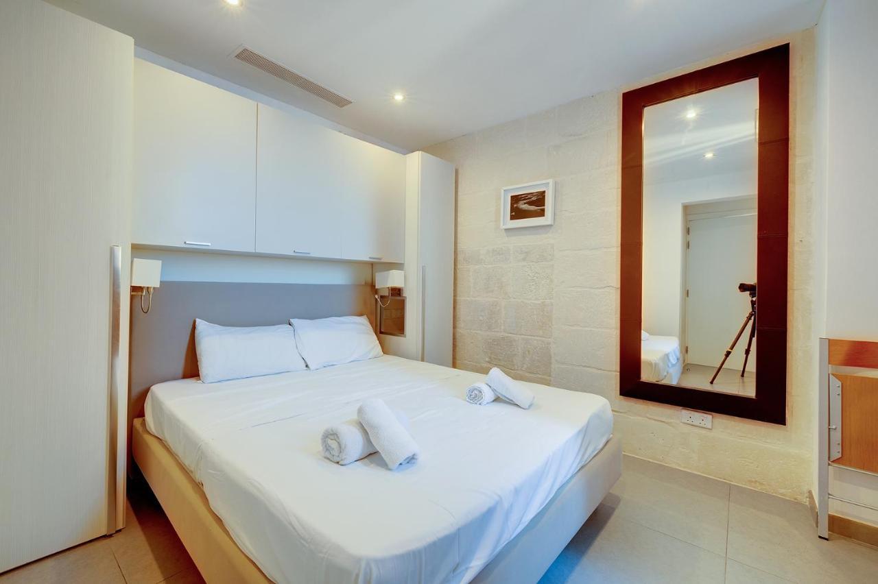 Luxurious 2Br Apartment In Валетта Экстерьер фото